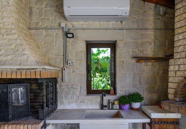 Villa in Kyrianna - Kipo Paradiso stone villa Villa in Kyrianna - Kipo Paradiso stone villa