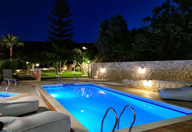 Villa in Kyrianna - Kipo Paradiso stone villa Villa in Kyrianna - Kipo Paradiso stone villa