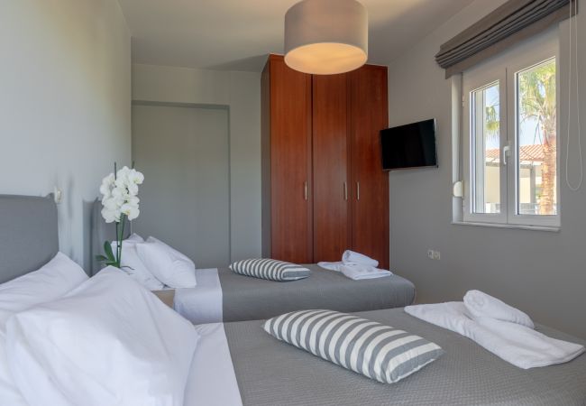 Villa in Sfakaki - Foothills Blue 6 Villa in Sfakaki - Foothills Blue 6