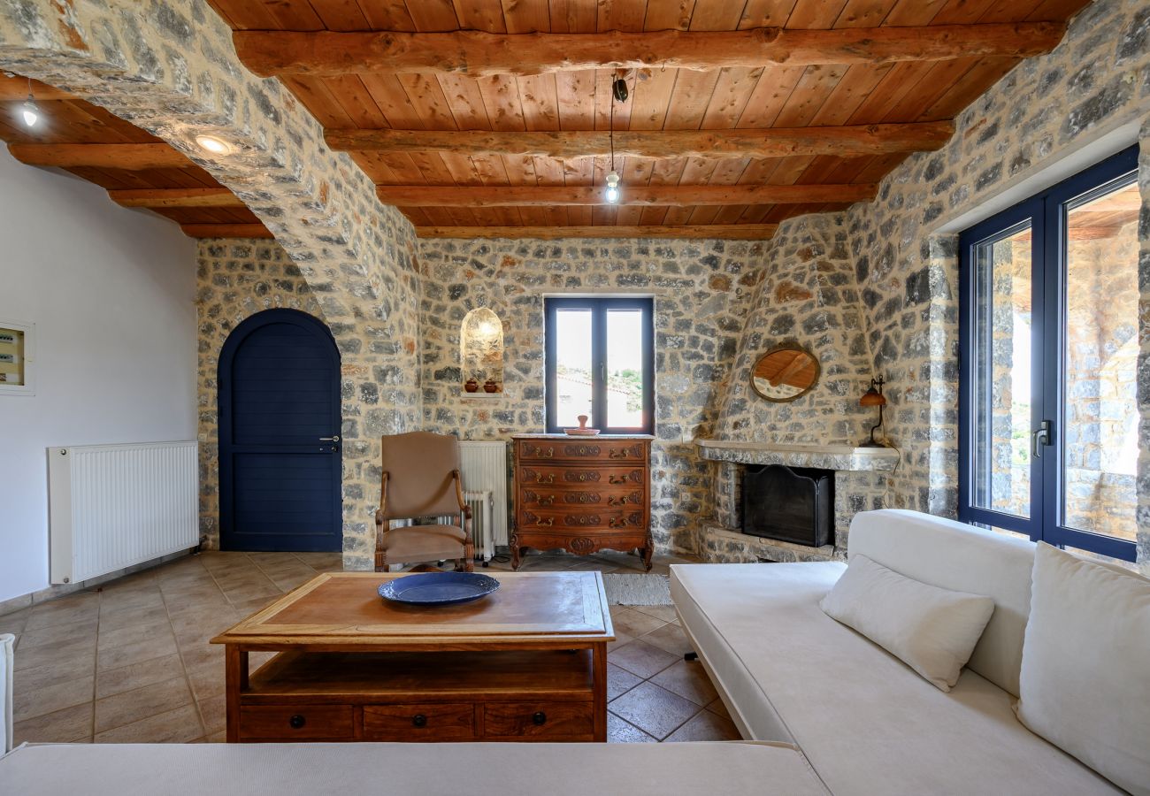 Petritis,serene villa,pool,Near taverns,Crete,Greece Petritis,serene villa,pool,Near taverns,Crete,Greece