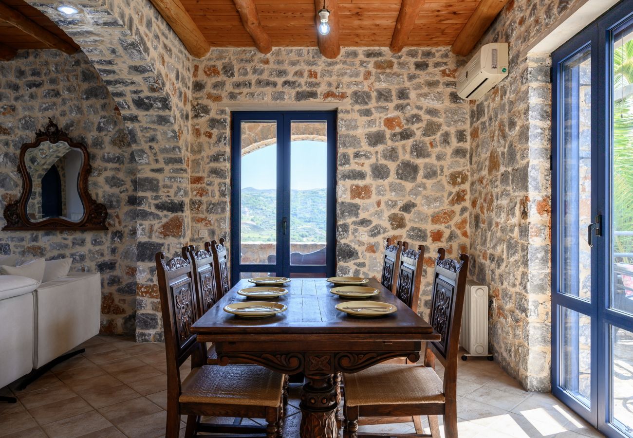 Petritis,serene villa,pool,Near taverns,Crete,Greece Petritis,serene villa,pool,Near taverns,Crete,Greece