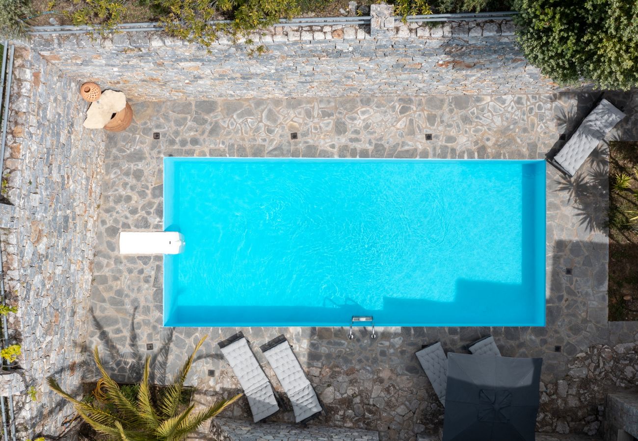 Petritis,serene villa,pool,Near taverns,Crete,Greece Petritis,serene villa,pool,Near taverns,Crete,Greece