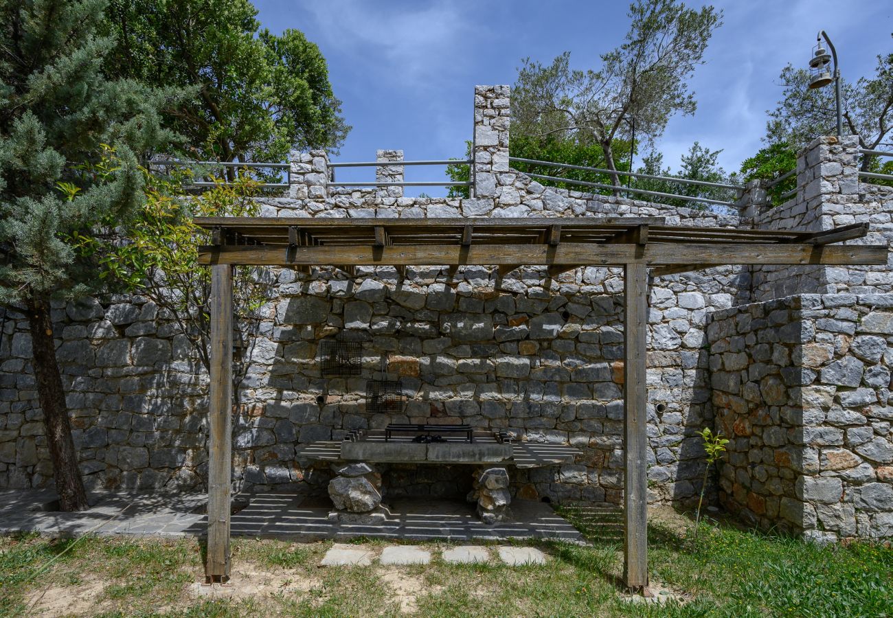 Petritis,serene villa,pool,Near taverns,Crete,Greece Petritis,serene villa,pool,Near taverns,Crete,Greece