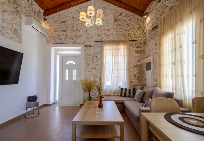 Ferienhaus in Pigi - Stone Project 2 Ferienhaus in Pigi - Stone Project 2