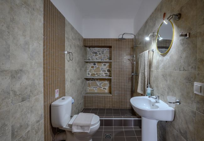 Ferienhaus in Pigi - Stone Project 2 Ferienhaus in Pigi - Stone Project 2