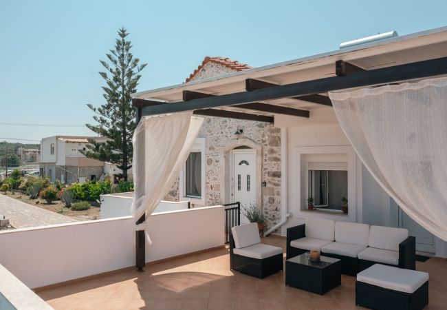 Ferienhaus in Pigi - Stone Project 2 Ferienhaus in Pigi - Stone Project 2