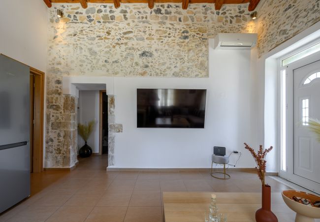 Ferienhaus in Pigi - Stone Project 2 Ferienhaus in Pigi - Stone Project 2