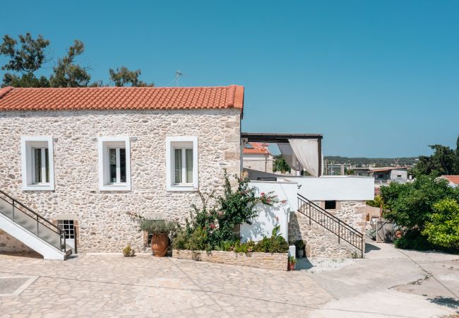 Ferienhaus in Pigi - Stone Project 2 Ferienhaus in Pigi - Stone Project 2