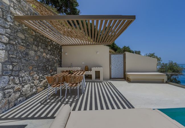 Pyrgos Exquisite villa 4 , Terrace Pyrgos Exquisite villa 4 , Terrace