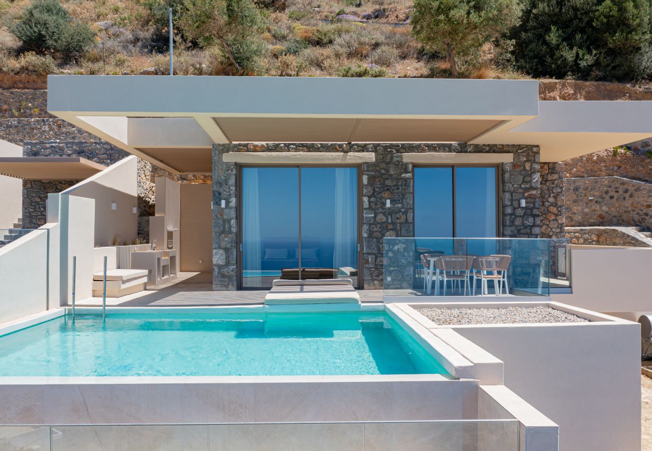 Pyrgos Exquisite villa 5 ,private pool Pyrgos Exquisite villa 5 ,private pool