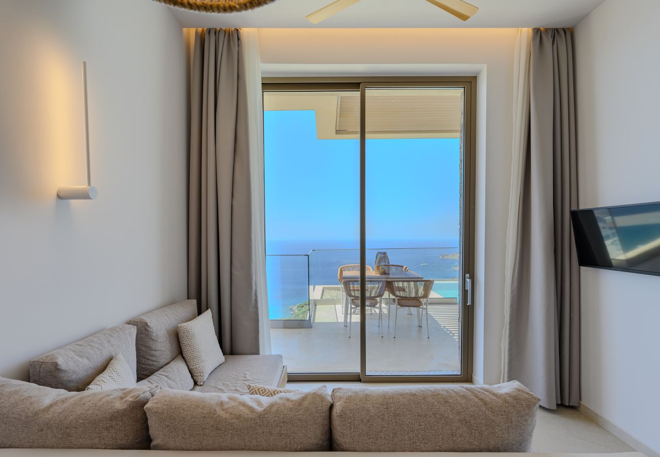 Pyrgos Exquisite villa 6, Living Room Pyrgos Exquisite villa 6, Living Room