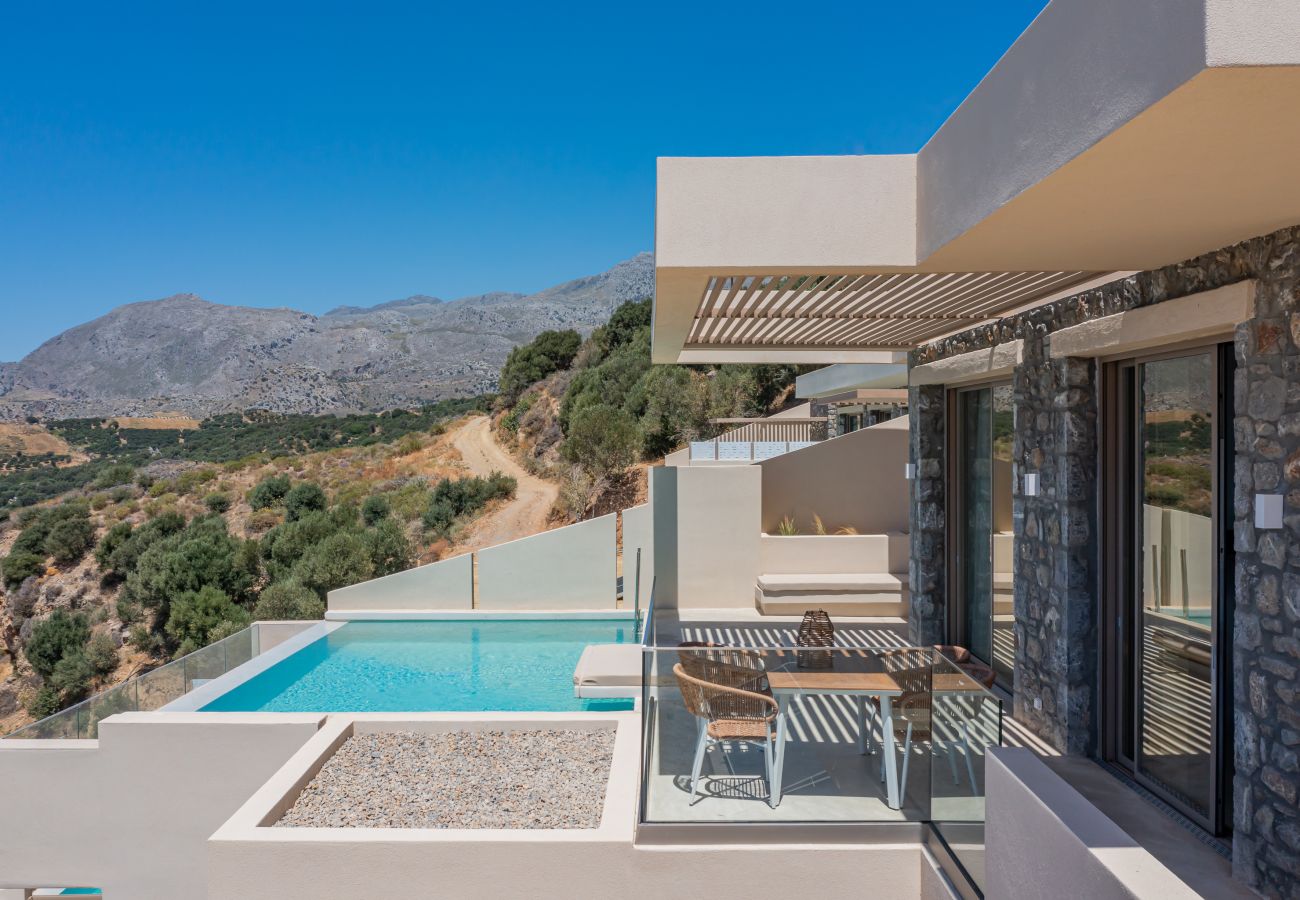 Pyrgos Exquisite villa 7 ,private pool Pyrgos Exquisite villa 7 ,private pool