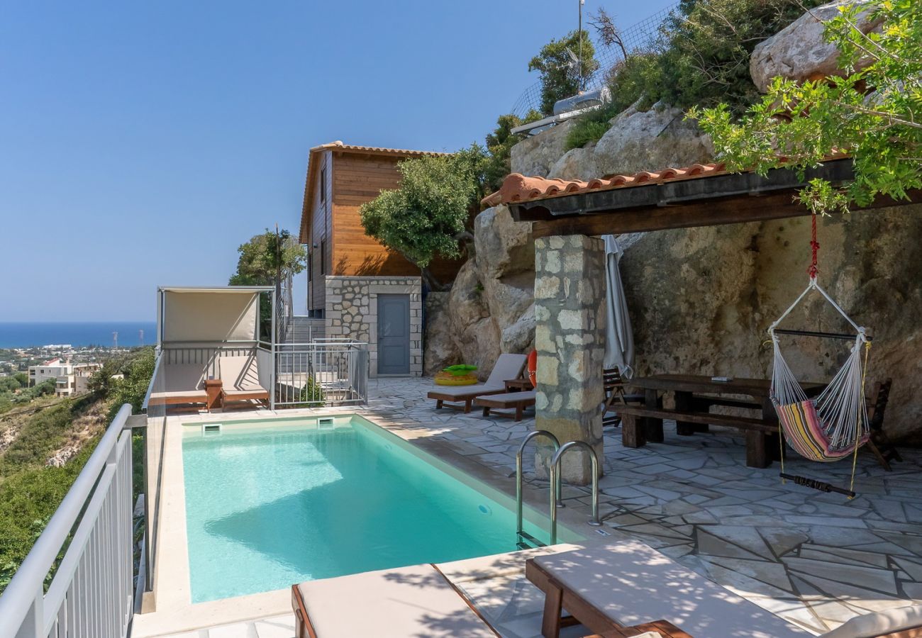 Fantastic views wooden villa,Near tavern, Maroulas village,Rethymno Fantastic views wooden villa,Near tavern, Maroulas village,Rethymno