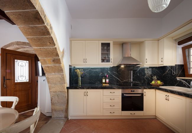 Villa in Garazo - Captain's Hyatt Villa in Garazo - Captain's Hyatt