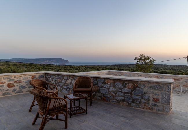 Studio in Agia Varvara - Mani Tsopakas Residences - Avli Studio Studio in Agia Varvara - Mani Tsopakas Residences - Avli Studio