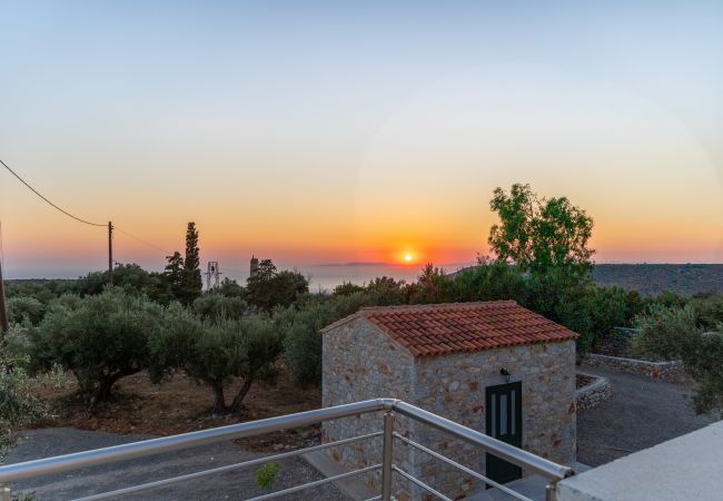 Studio in Agia Varvara - Mani Tsopakas Residences - Avli Studio Studio in Agia Varvara - Mani Tsopakas Residences - Avli Studio