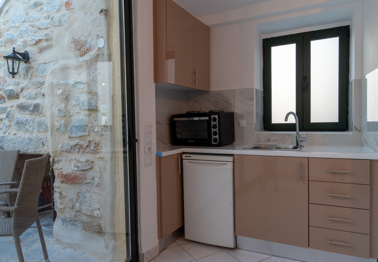 Studio in Agia Varvara - Mani Tsopakas Residences - Avli Studio Studio in Agia Varvara - Mani Tsopakas Residences - Avli Studio