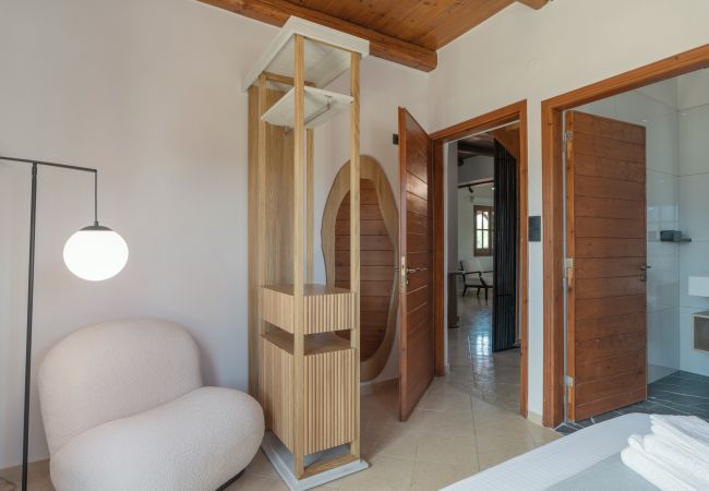 Villa in Panormo - Ami Manoir Villa in Panormo - Ami Manoir