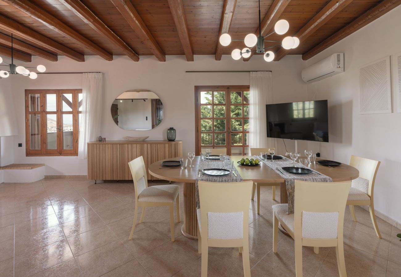 Villa in Panormo - Ami Manoir Villa in Panormo - Ami Manoir