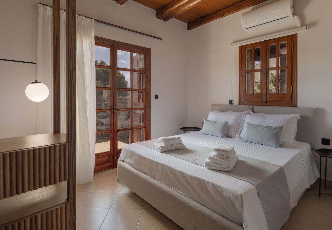 Villa in Panormo - Ami Manoir Villa in Panormo - Ami Manoir