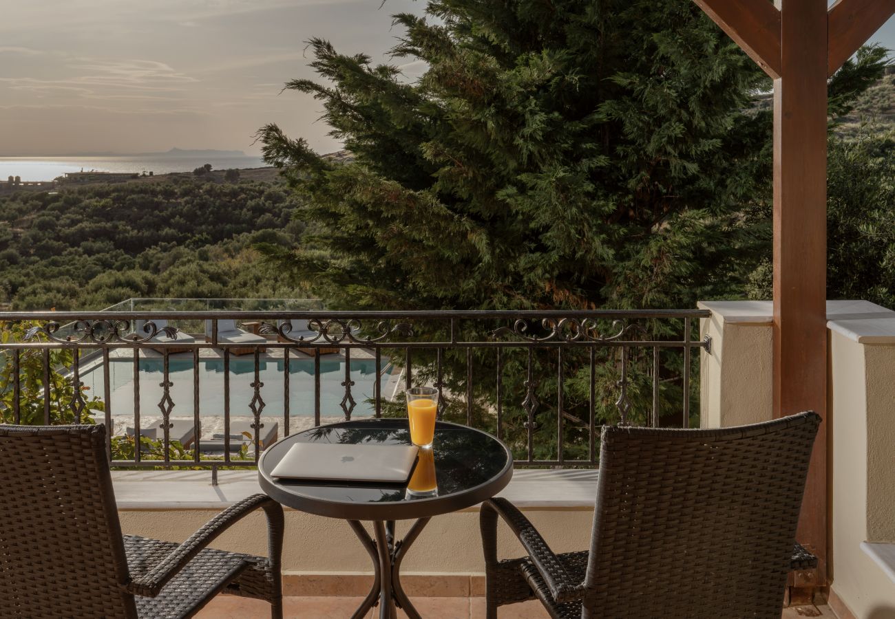 Villa in Panormo - Ami Manoir Villa in Panormo - Ami Manoir