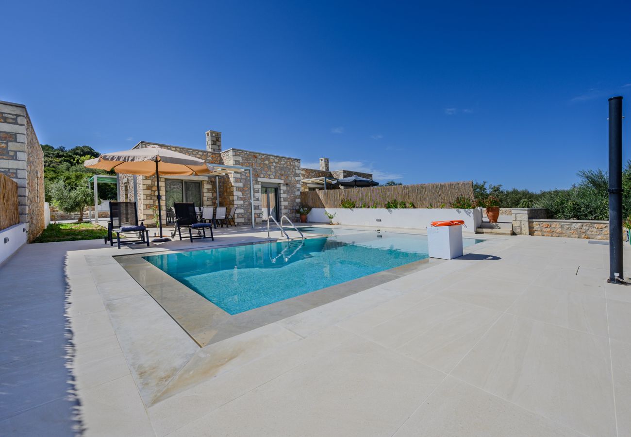 Villa in Melidoni - Melidoni Stone Villa 2