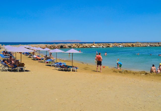 Villa in Kato Gouves - Artemis beachfront villa-on the Waves Villa in Kato Gouves - Artemis beachfront villa-on the Waves