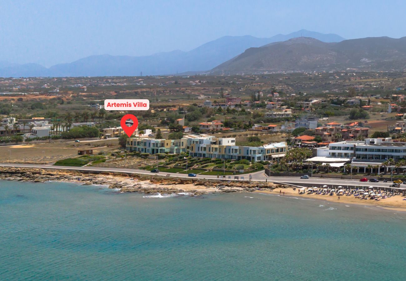 Villa in Kato Gouves - Artemis beachfront villa-on the Waves Villa in Kato Gouves - Artemis beachfront villa-on the Waves