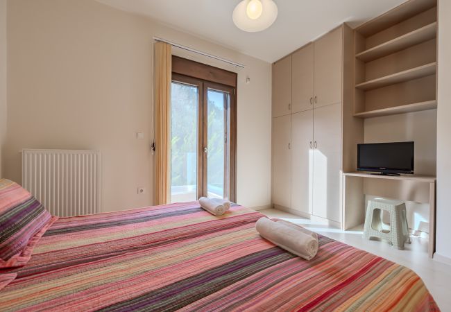 Villa in Palaiokastro - Villa Paris Villa in Palaiokastro - Villa Paris