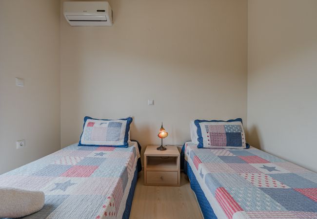 Villa in Palaiokastro - Villa Paris Villa in Palaiokastro - Villa Paris