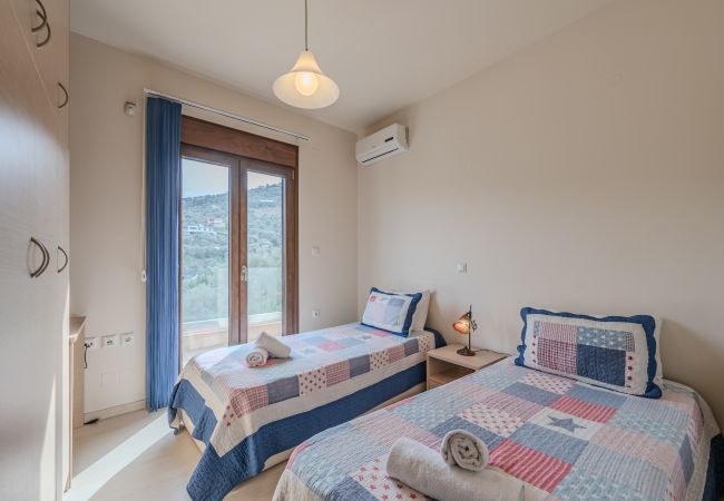 Villa in Palaiokastro - Villa Paris Villa in Palaiokastro - Villa Paris