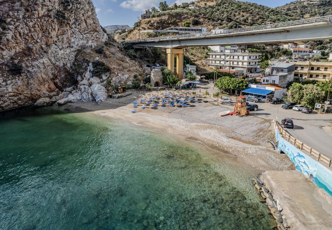 Villa in Palaiokastro - Villa Paris Villa in Palaiokastro - Villa Paris