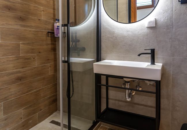 Villa in Maroulas - Golden Theros - Village Experience Villa in Maroulas - Golden Theros - Village Experience