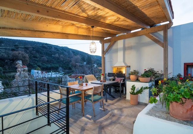 Villa in Maroulas - Golden Theros - Village Experience Villa in Maroulas - Golden Theros - Village Experience