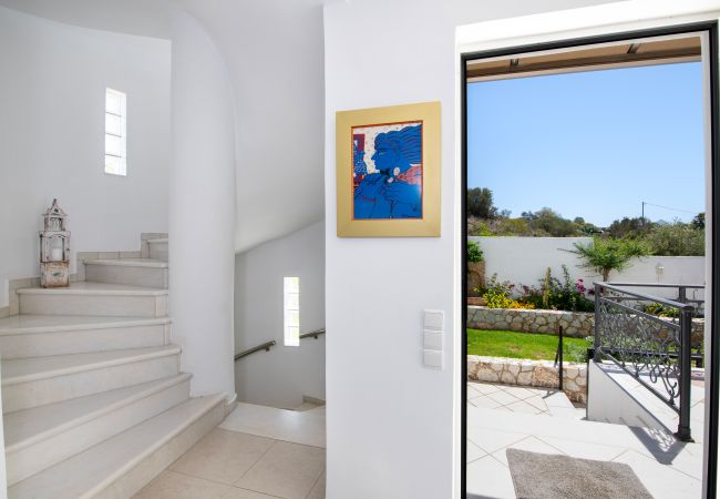 Villa in Akrotiri - Villa Plumeria Flower Villa in Akrotiri - Villa Plumeria Flower