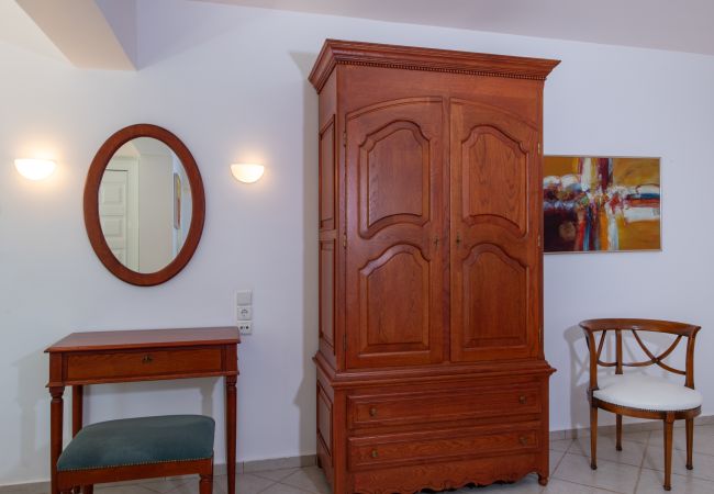 Villa in Akrotiri - Villa Plumeria Flower Villa in Akrotiri - Villa Plumeria Flower