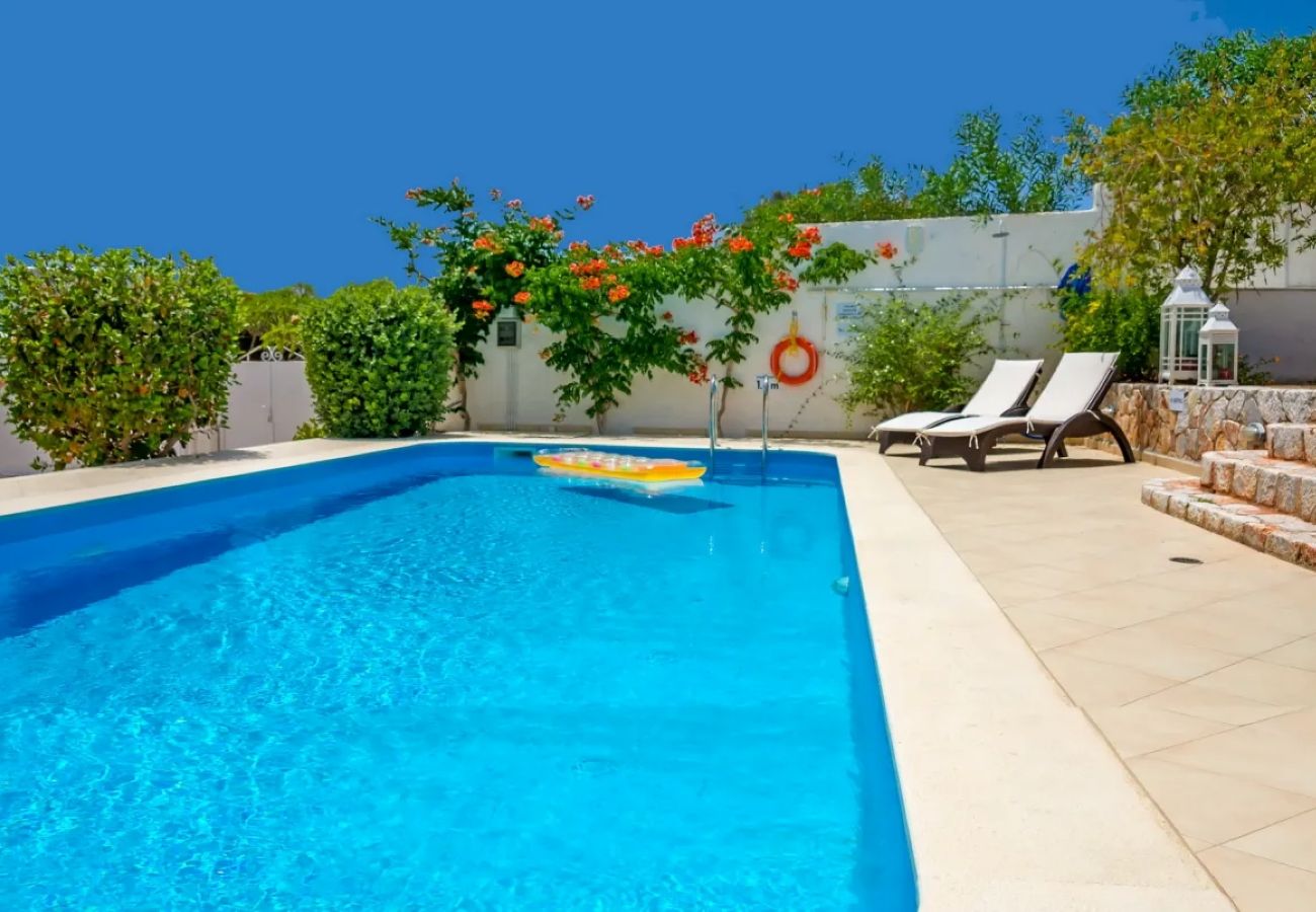 Villa in Akrotiri - Villa Plumeria Flower Villa in Akrotiri - Villa Plumeria Flower