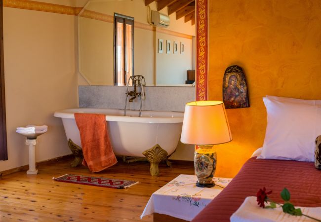 Amazing villa,13 persons,Almyrida,Chania,Bedroom Amazing villa,13 persons,Almyrida,Chania,Bedroom
