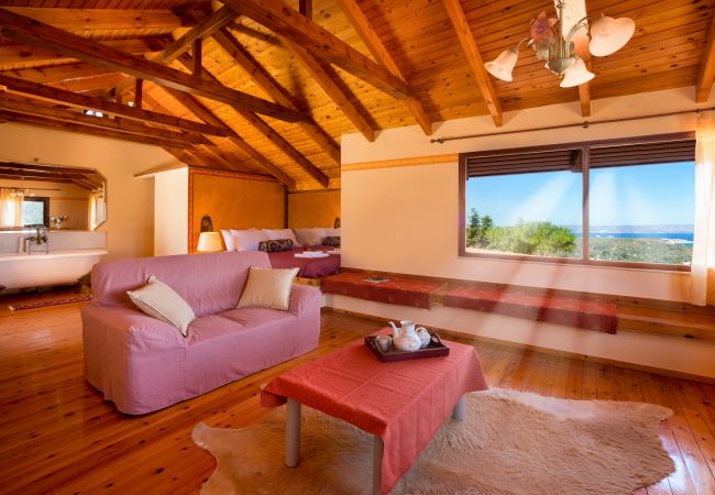 Amazing villa,13 persons,Almyrida,Chania,Seating area with wonderful view Amazing villa,13 persons,Almyrida,Chania,Seating area with wonderful view