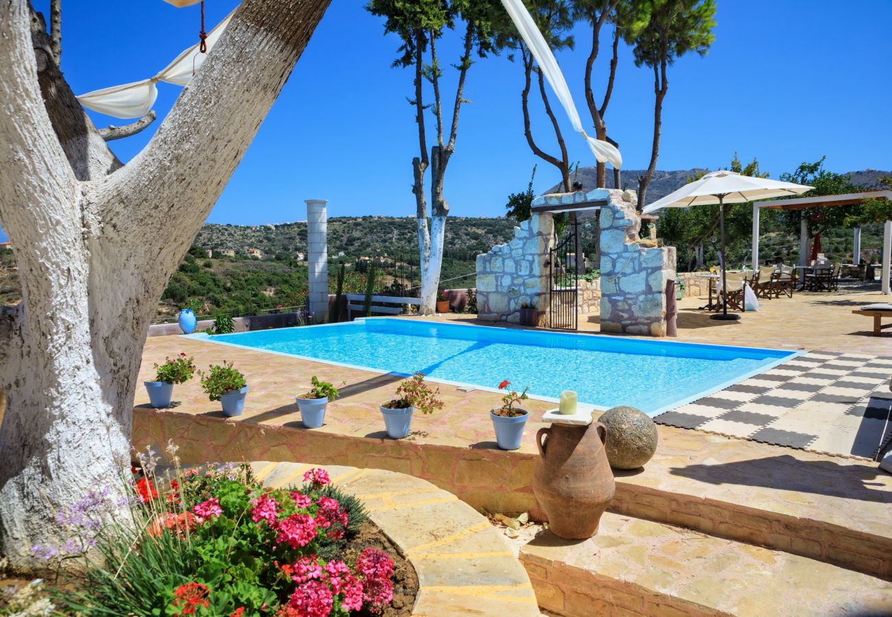 Amazing villa,13 persons,Almyrida,Chania,Swimming pool Amazing villa,13 persons,Almyrida,Chania,Swimming pool