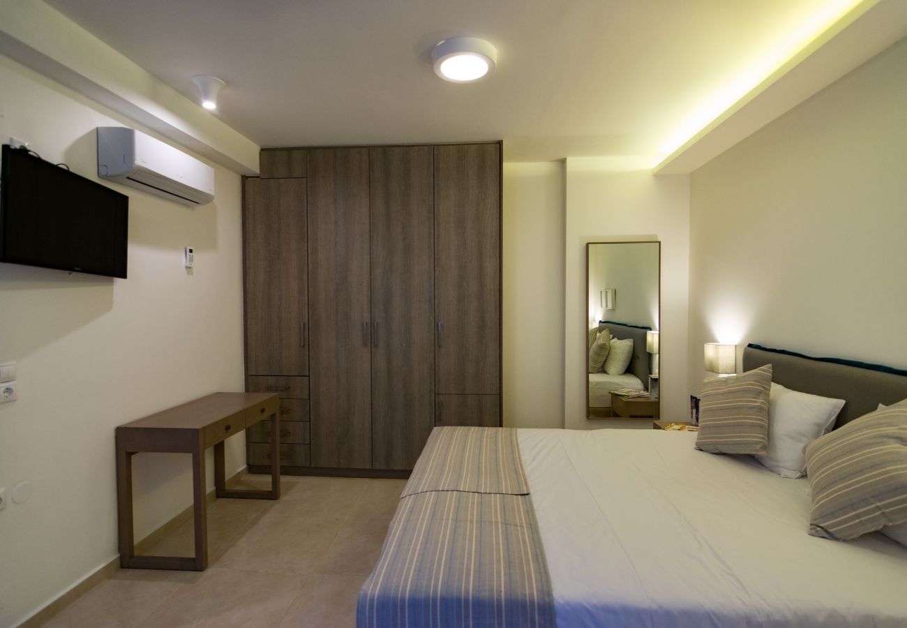 Blue oyster , beach villas, bedroom, Platanias, Rethymno Crete Blue oyster , beach villas, bedroom, Platanias, Rethymno Crete