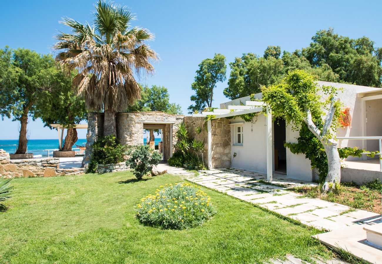 Garden and lawn area,Sfakaki,Rethymno Garden and lawn area