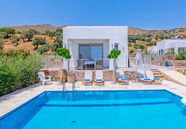 Swimming pool area, Great Views Villa, Agia Galini, Rethymno