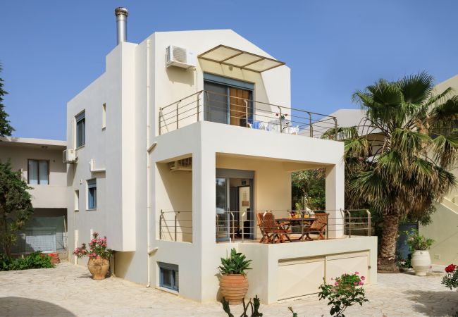 Beach villa in Almyrida, Chania