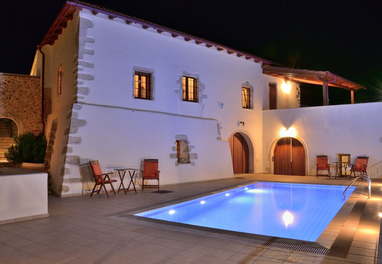Mylo villa,Pool,Next to All Amenities,Kefalas  Mylo villa,Pool,Next to All Amenities,Kefalas
