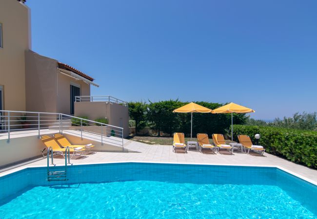 Villa in Adelianos Kampos - Yanni's 1 Villa in Adelianos Kampos - Yanni's 1