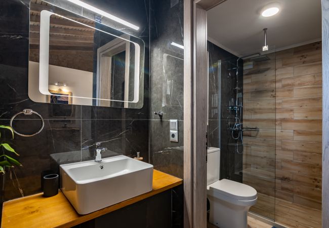 Renovated Villa, 12 persons, Kids pool, Picturesque village, Rethymno Renovated Villa, 12 persons, Kids pool, Picturesque village, Rethymno