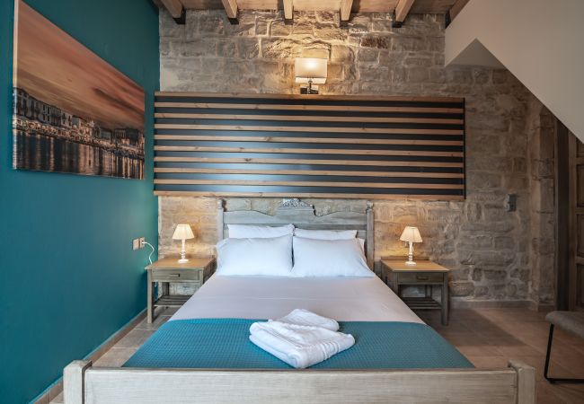 Renovated Villa, 12 persons, Kids pool, Picturesque village, Rethymno Renovated Villa, 12 persons, Kids pool, Picturesque village, Rethymno