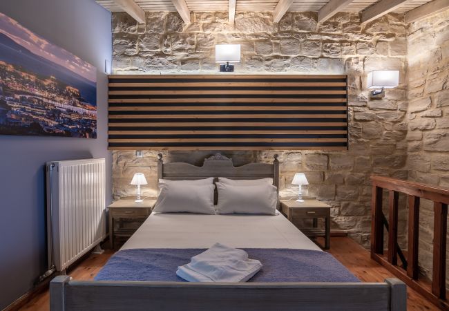 Renovated Villa, 12 persons, Kids pool, Picturesque village, Rethymno Renovated Villa, 12 persons, Kids pool, Picturesque village, Rethymno