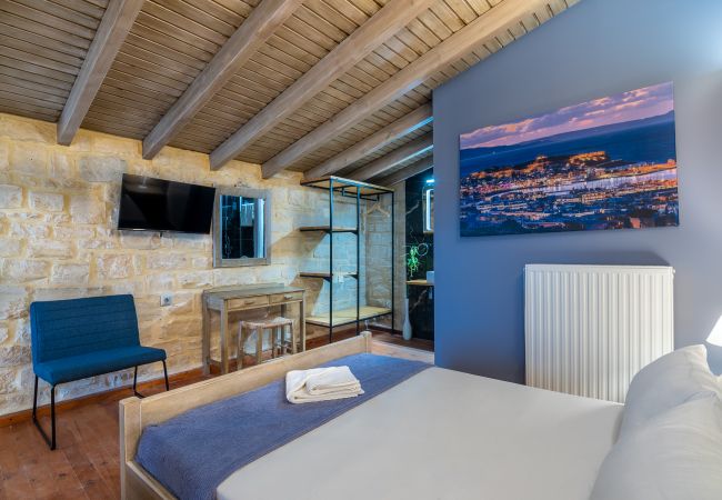 Renovated Villa, 12 persons, Kids pool, Picturesque village, Rethymno Renovated Villa, 12 persons, Kids pool, Picturesque village, Rethymno